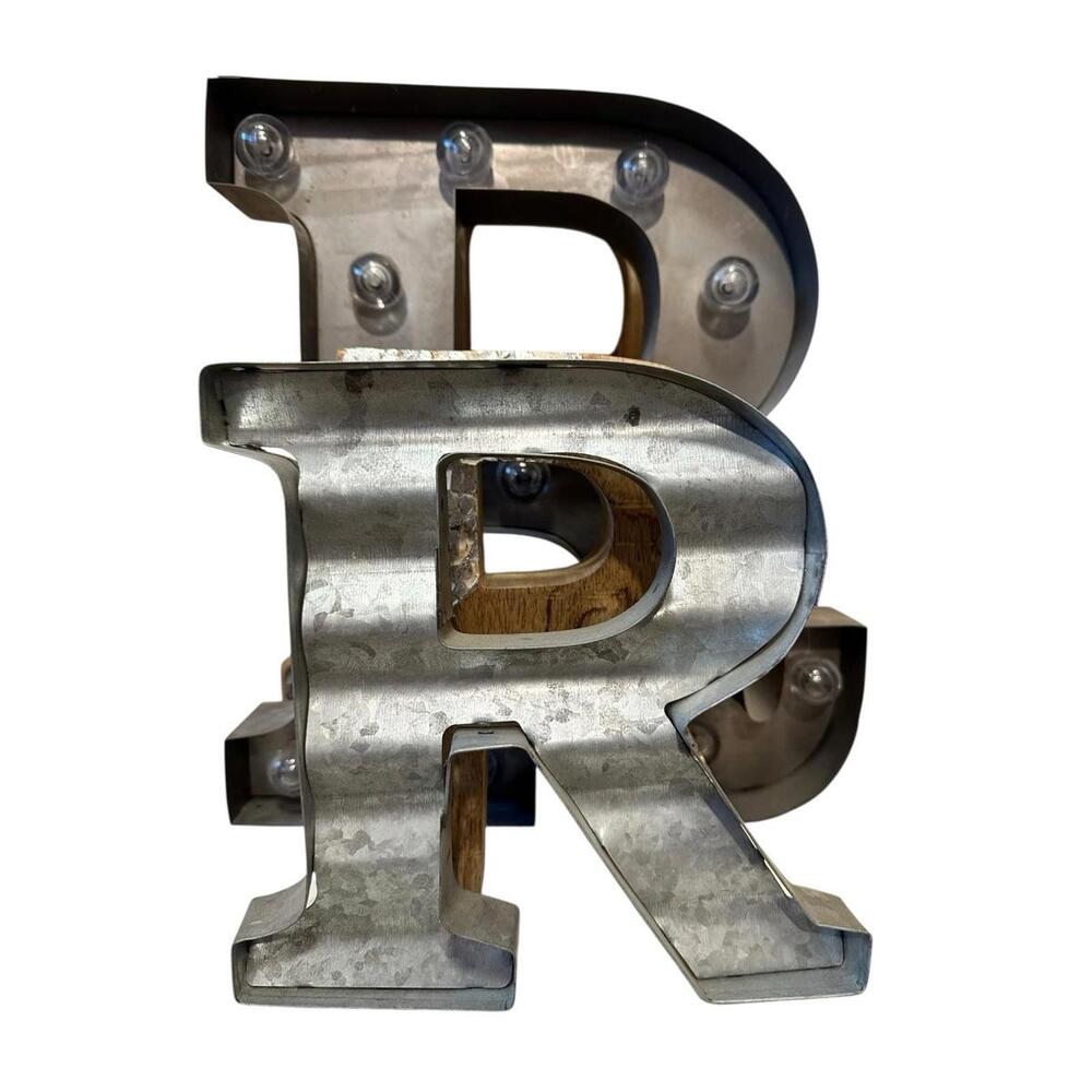 Letter "R" Standing & Hanging Wall Decor Accents Wood & Metal Set of 4 EUC